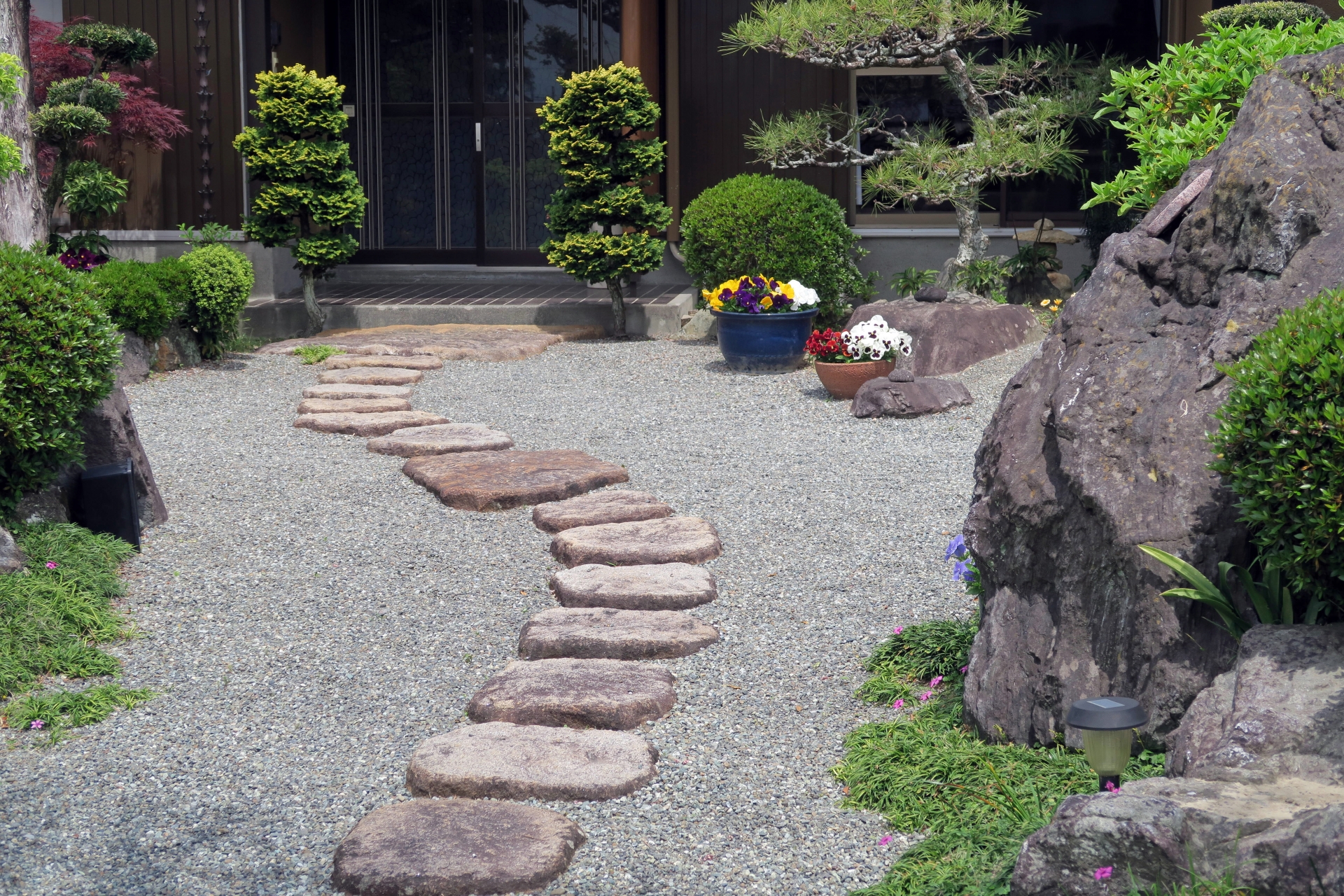 住まいを彩る<br> ― エクステリア・外構工事